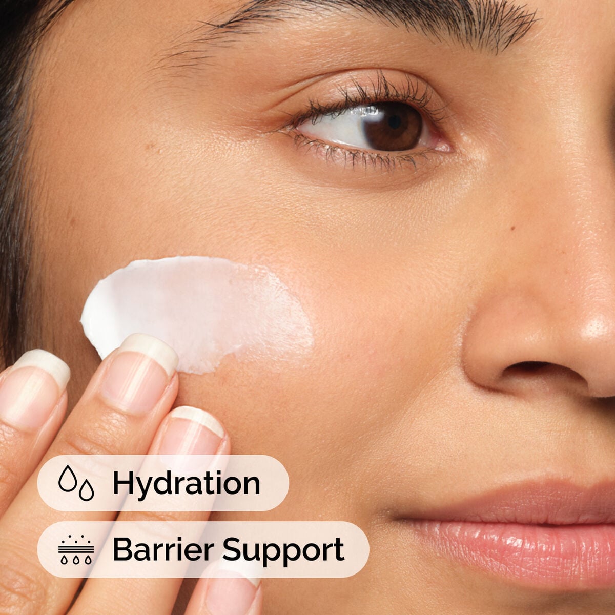 natural-moisturizing-factors-ha-h8 ord-natural-moisturizing-factors-ha-model-application-with-benefits.jpg